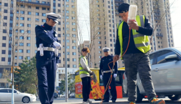 张涵：用匠心金钥匙打开顺畅交通