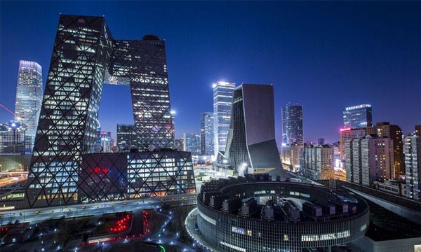 古都外闪耀央视，中式汉堡迈向新征程
